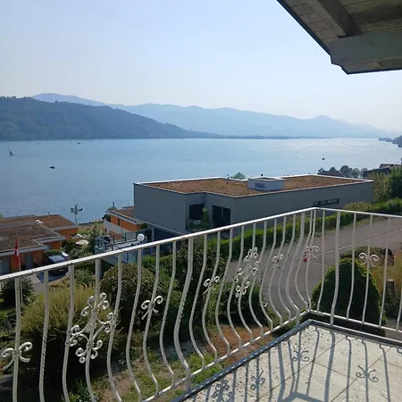 Mit Panoramablick Auf Den Zuerichsee Mit Eigenes Bad Und Terassenzugang *