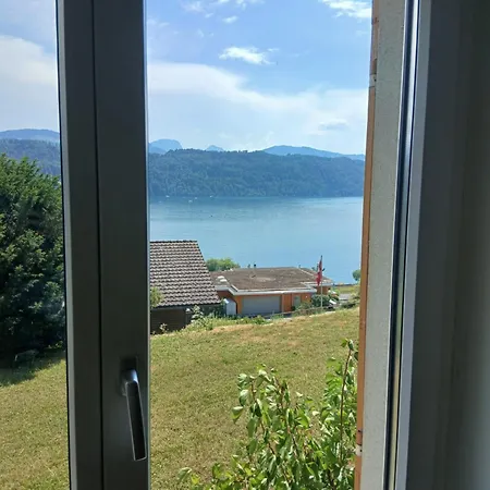 Mit Panoramablick Auf Den Zuerichsee Mit Eigenes Bad Und Terassenzugang * Schmerikon