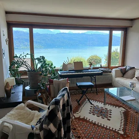 Mit Panoramablick Auf Den Zuerichsee Mit Eigenes Bad Und Terassenzugang