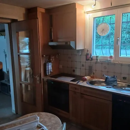 Homestay Mit Panoramablick Auf Den Zuerichsee Mit Eigenes Bad Und Terassenzugang